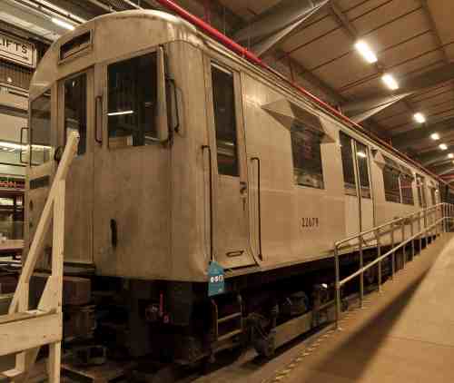 London Transport 22679 R49 Surface Stock (driving motor) built 1949