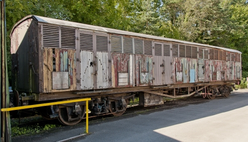 GWR 1316 'Siphon G' bogie gangwayed milk van built 1950