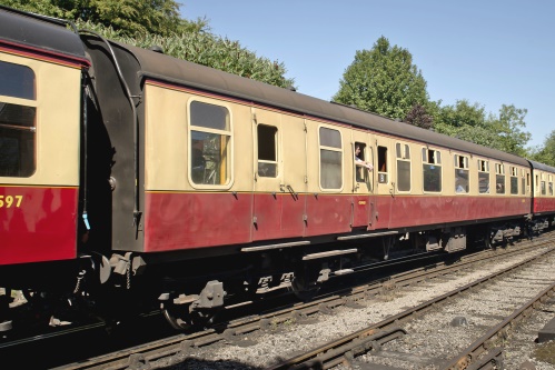 BR 21100 Mk 1 Brake Corridor Composite built 1956