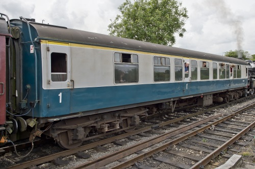 BR 16237 Mk 1 Corridor Composite built 1963