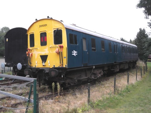 BR 60100 Class 205 DEMU: Driving Motor Brake Standard Open built 1957