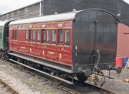 LNWR 109 Four-wheel Brake Third built 1911