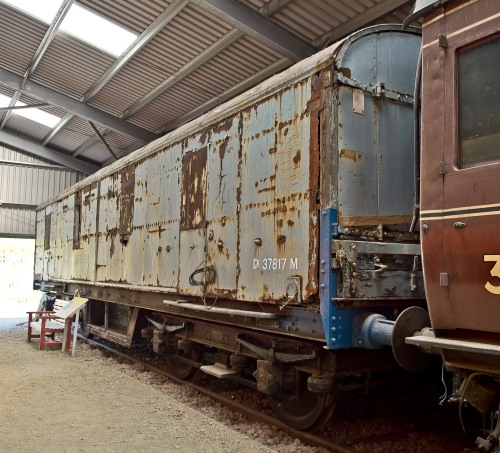 LMSR 37817 Luggage & Parcels Van built 1935