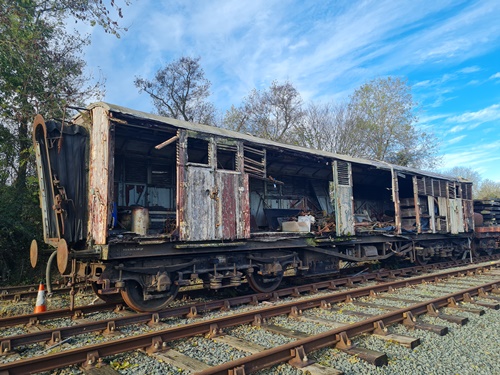 GWR 1019 'Siphon G' bogie gangwayed milk van built 1951